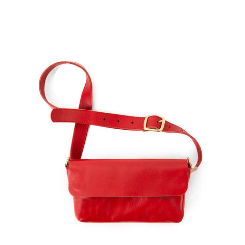 How to wear cherry red bags